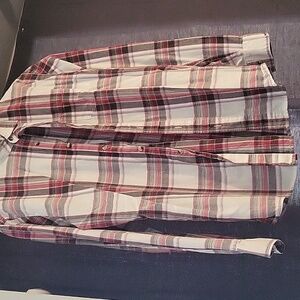 Wrangler button up shirt